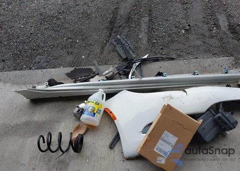 2015 Chrysler 200 C из США, поврежденный, VIN 1C3CCCCB4FN607229